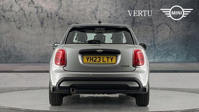 MINI Hatchback 1.5 Cooper Classic Premium 5dr Auto Petrol Hatchback